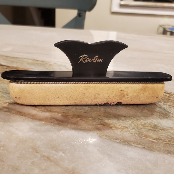 Vintage Revlon Nail Buffer - Picture 1 of 12